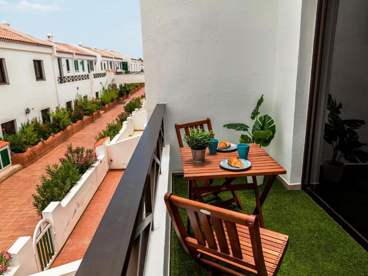 Blue Waters Apartment With Heated Pool Costa Del Silencio Exterior photo